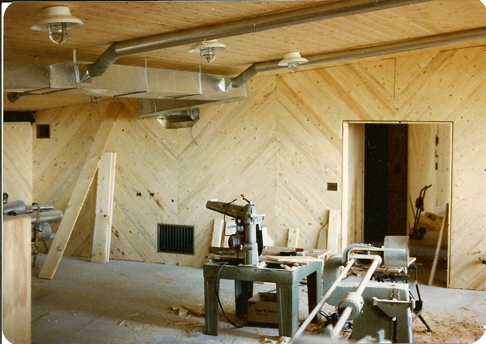 heating plenum eventually taken down as unnecessary (Tatry radial arm saw & Wadkin stroke sander) 200W incandescent bulbs replaced in 1995 with high output fluorescent bulbs with low vibration ballasts